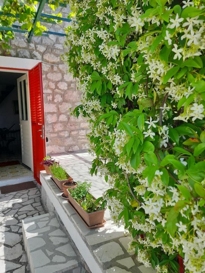 Stone House In Buljarica Villa Petrovac Екстериор снимка