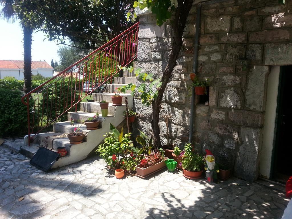 Stone House In Buljarica Villa Petrovac Стая снимка