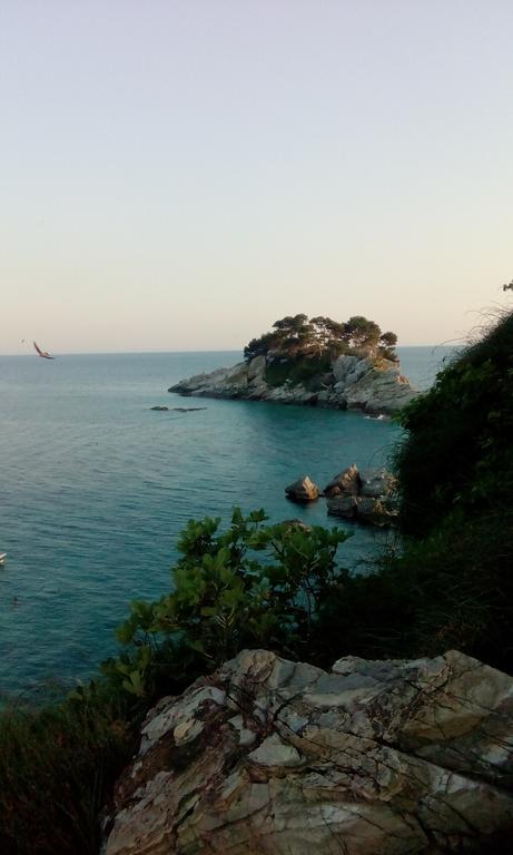 Stone House In Buljarica Villa Petrovac Екстериор снимка