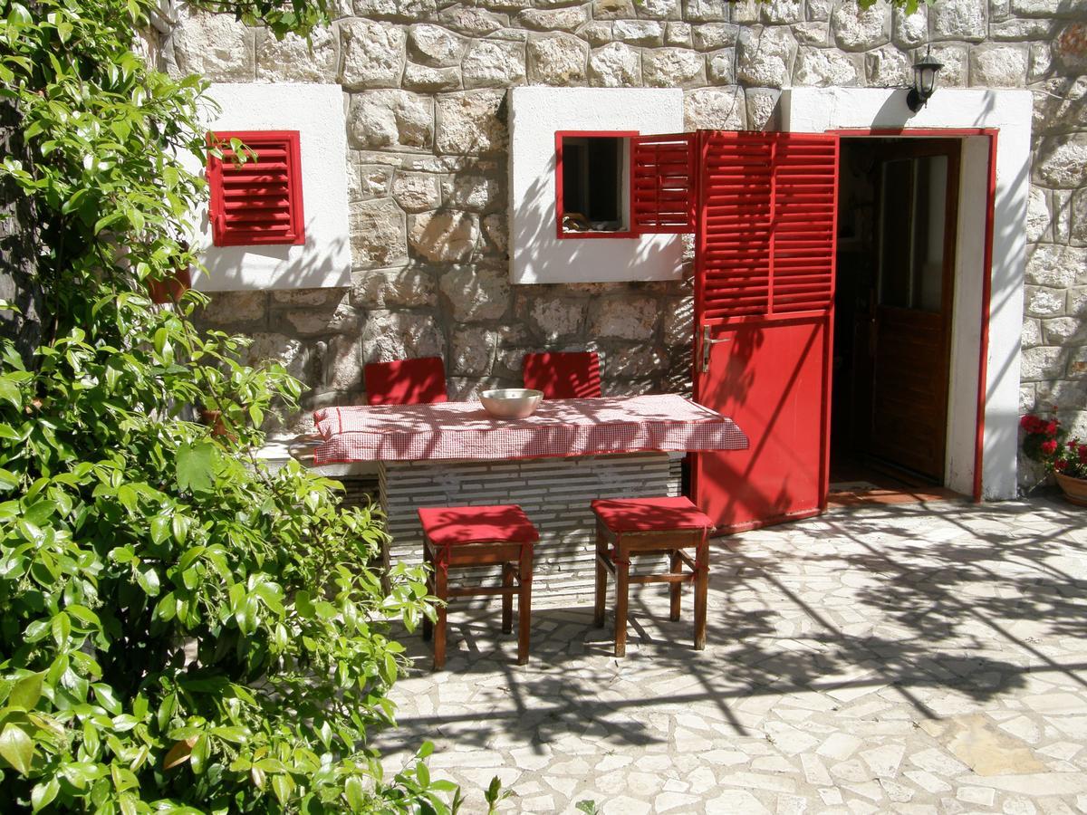 Stone House In Buljarica Villa Petrovac Екстериор снимка