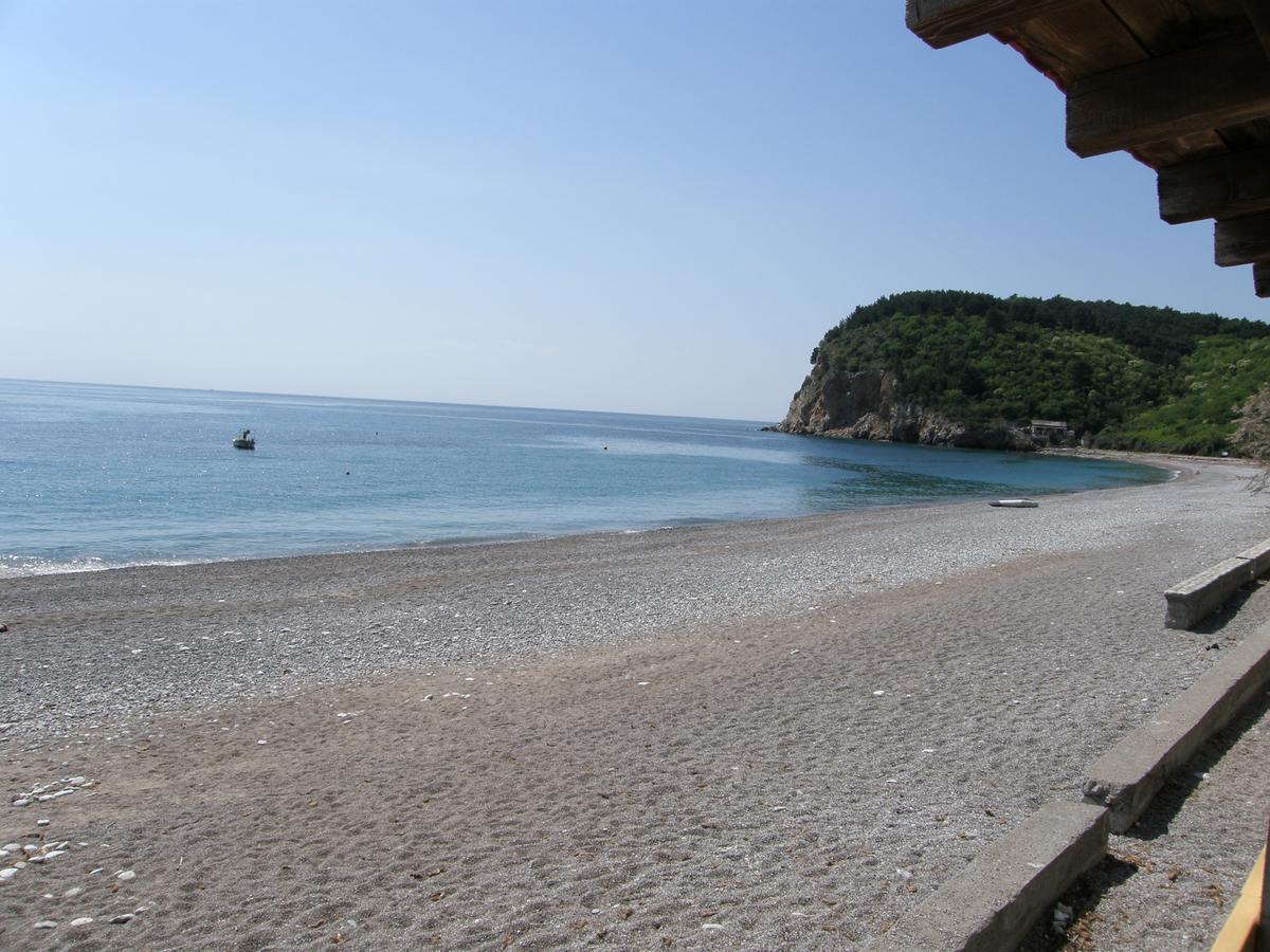 Stone House In Buljarica Villa Petrovac Екстериор снимка